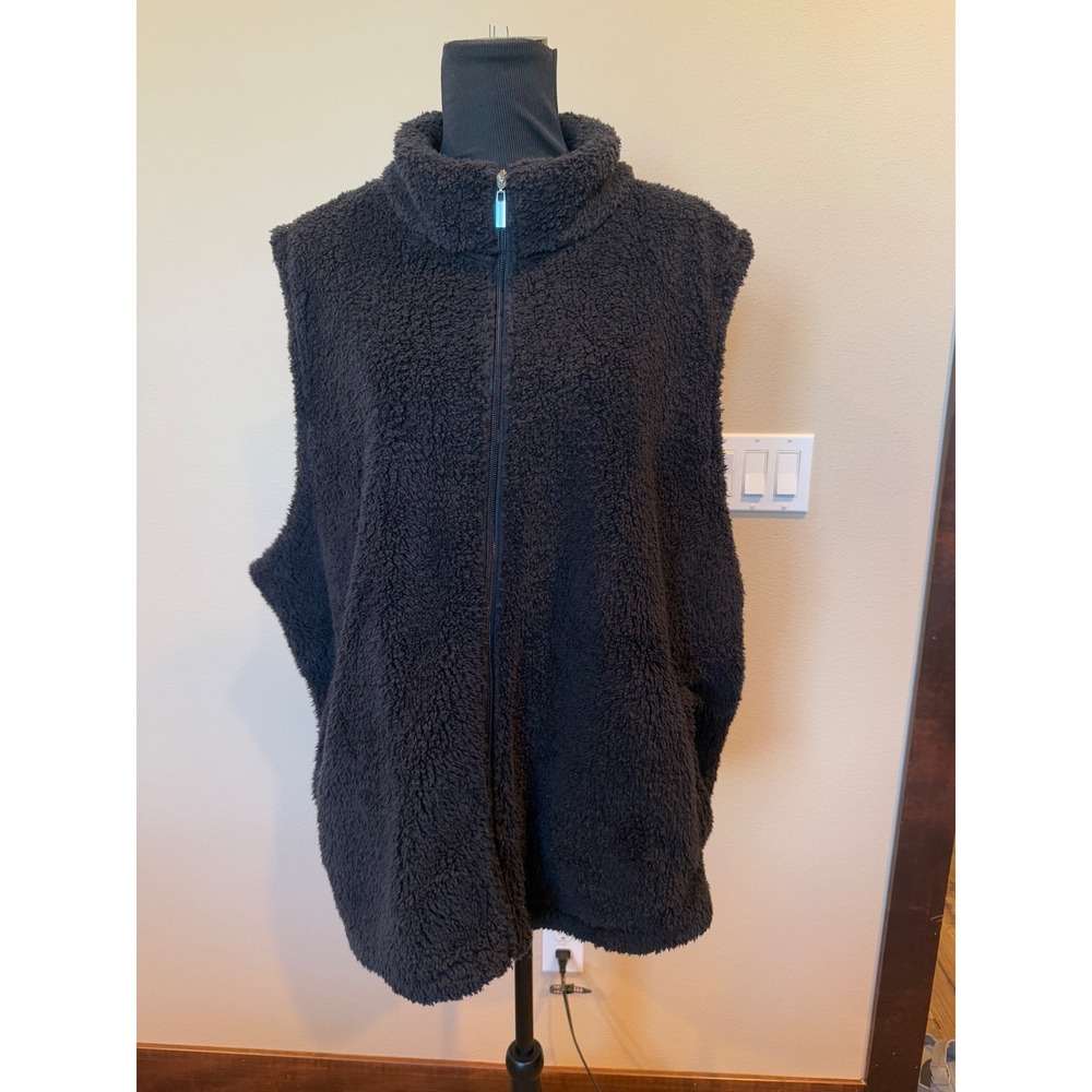 Maurices 4X Black Fuzzy Sherpa Fleece Zip Up Collar Vest Plus Size